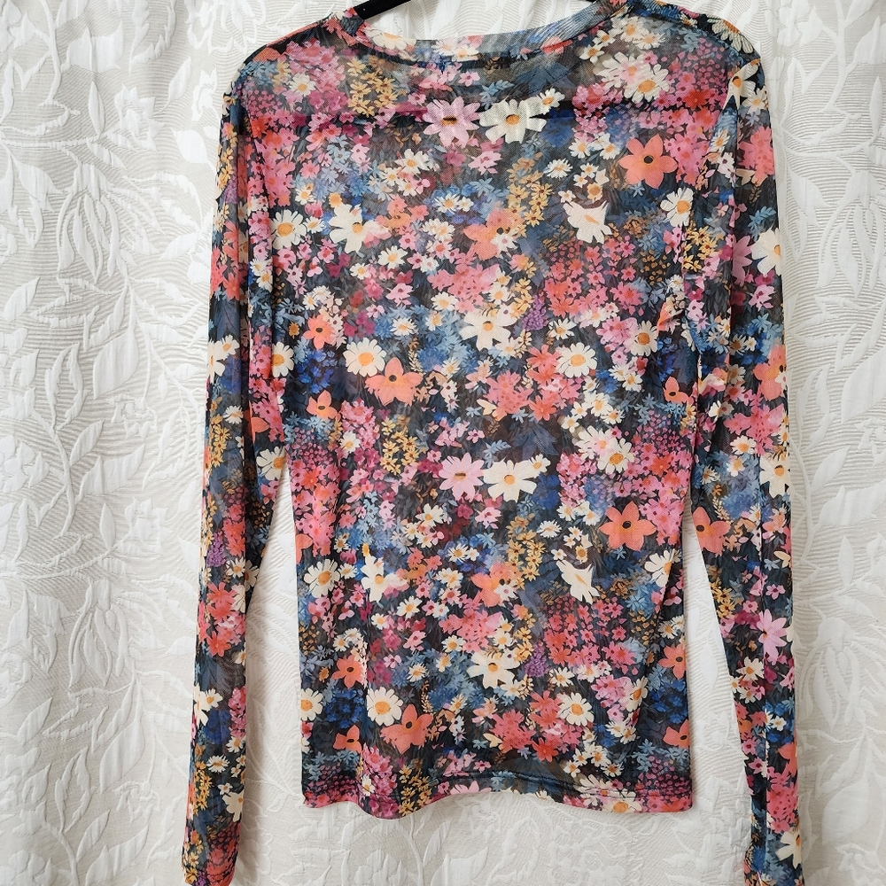 Floral Long Sleeve Top, See Through 92% Polyester ☆ 8% Spandex. - Picture 2 of 9